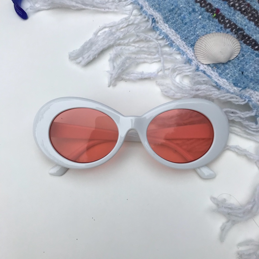 Urban outfitters clout goggles